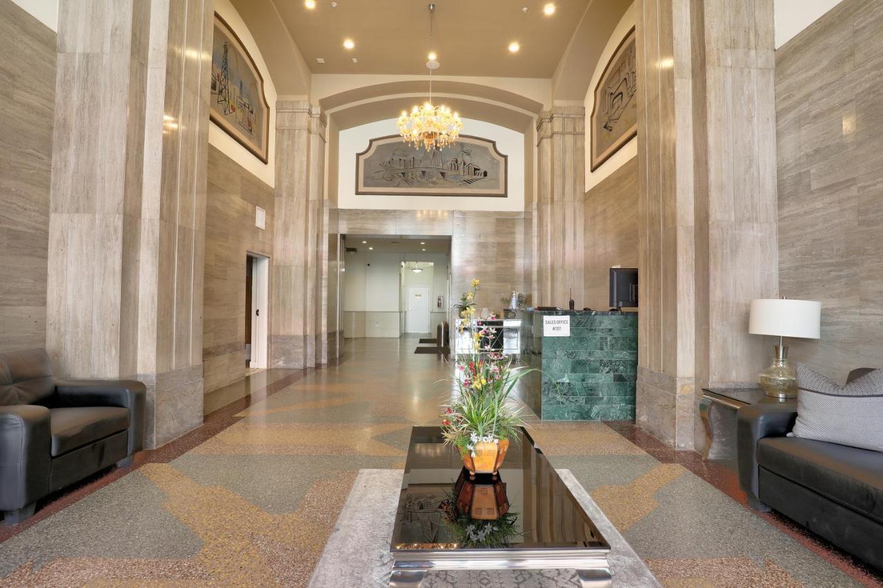 Classic Angeles Elegance In Downtown, Sleeps 4, Free Parking And 360 Degree View Roof Pool! Apartamento Los Angeles